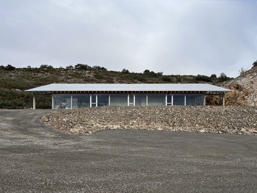 Bâtiment d’accueil de la grotte de Limousis
