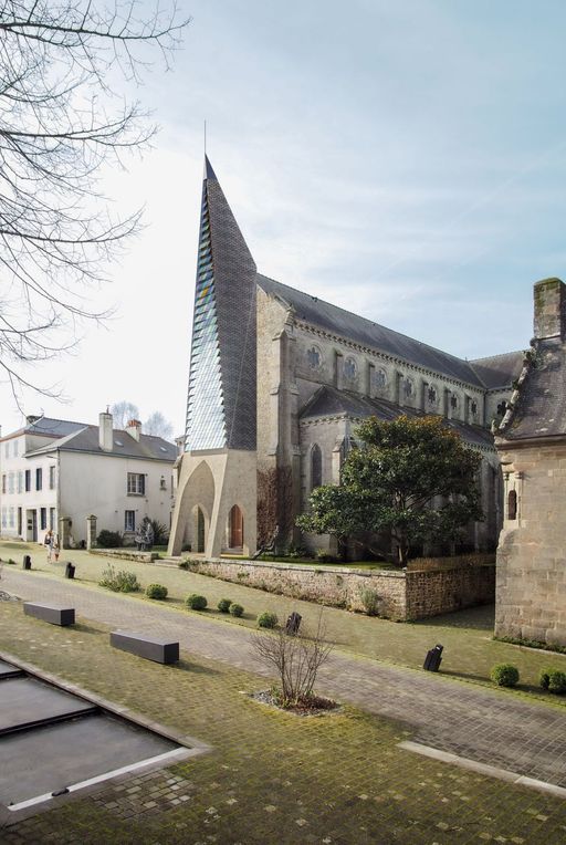 Campanile de l'église du Sacré-Cœur à Pont-Scorff
